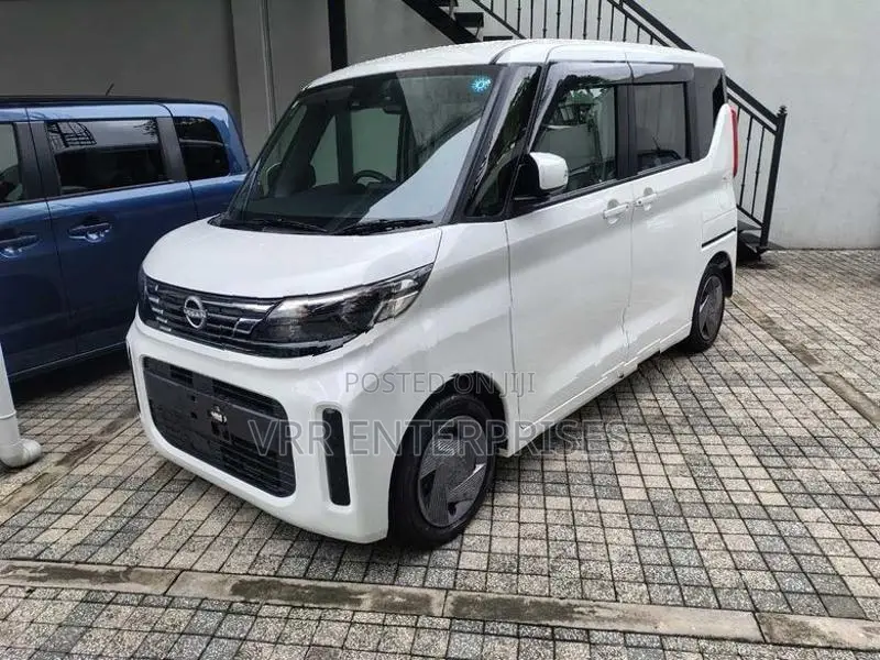Nissan Roox 2024