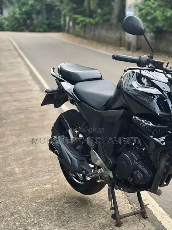Yamaha FZ v2 2016