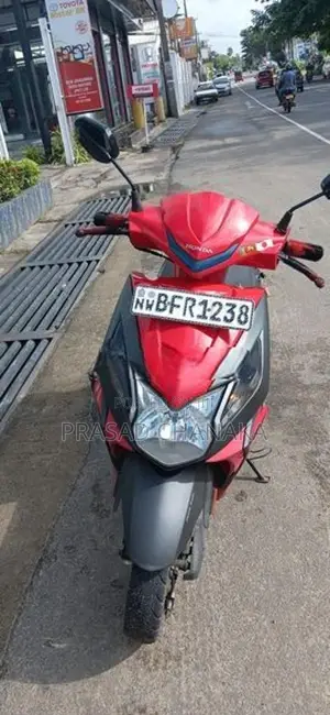 Honda Dio 2017