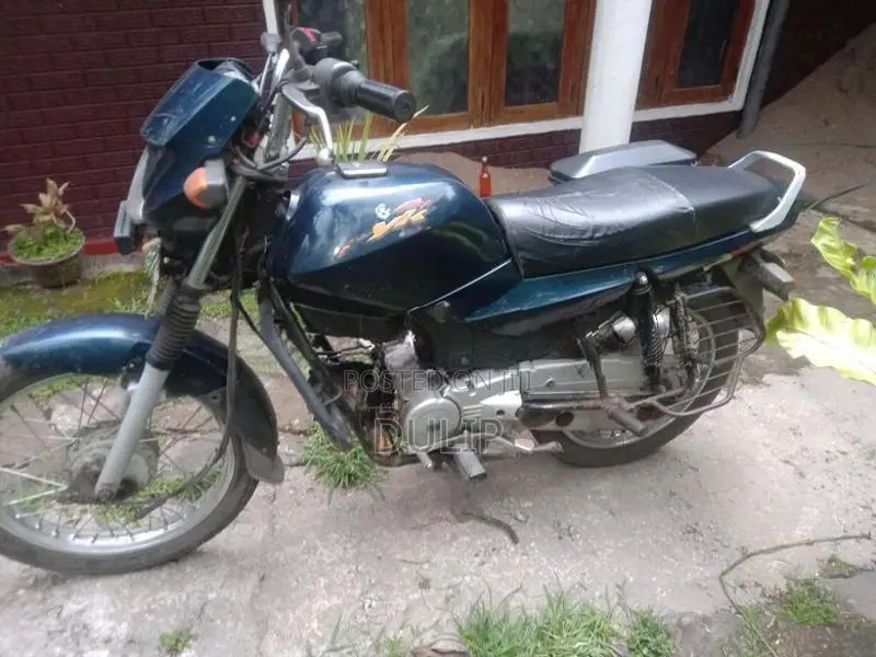 Bajaj Byk 2004