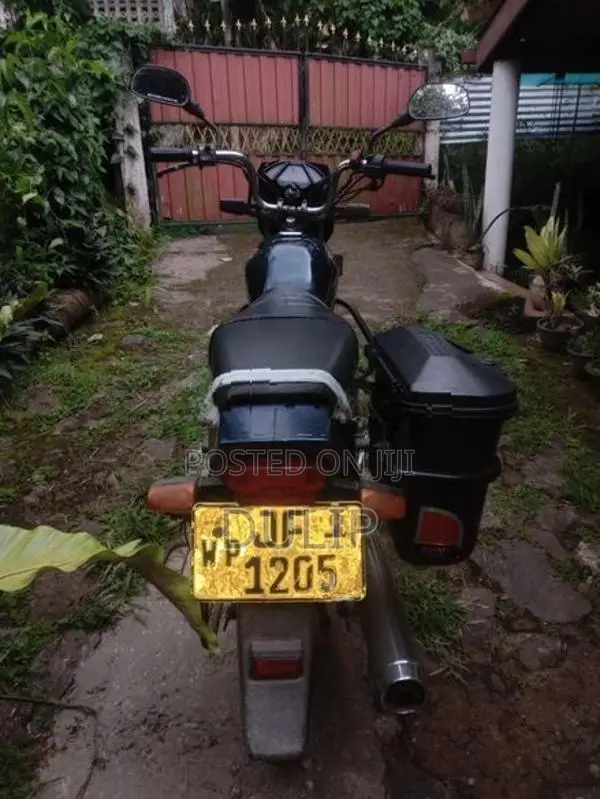 Bajaj Byk 2004