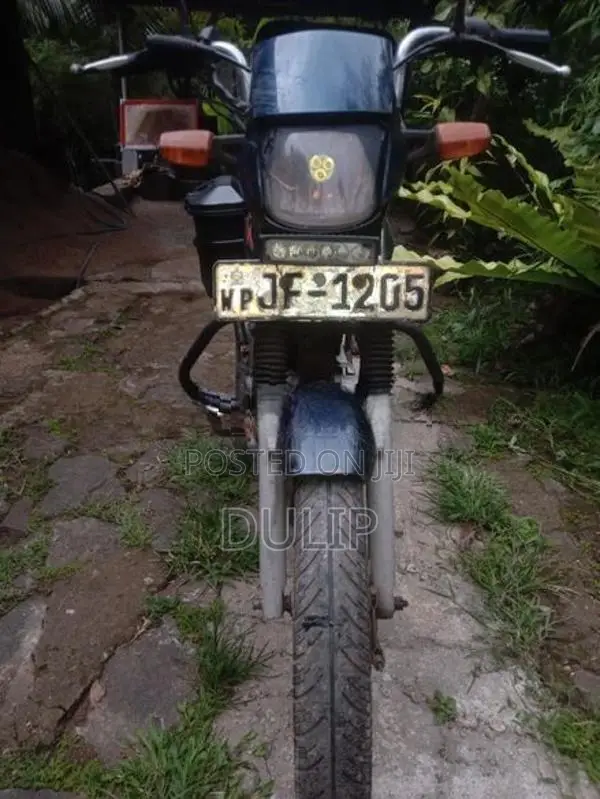 Bajaj Byk 2004