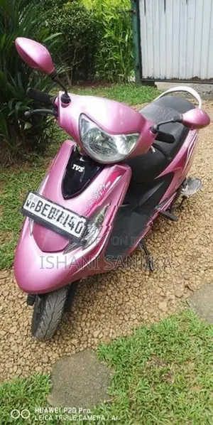 TVS Zest 2017