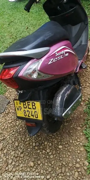 TVS Zest 2017