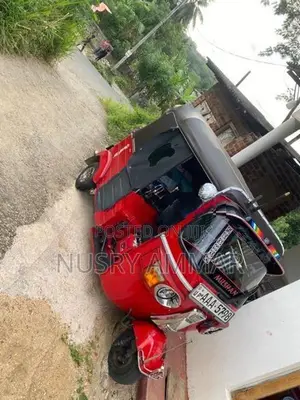 Bajaj RE 2012