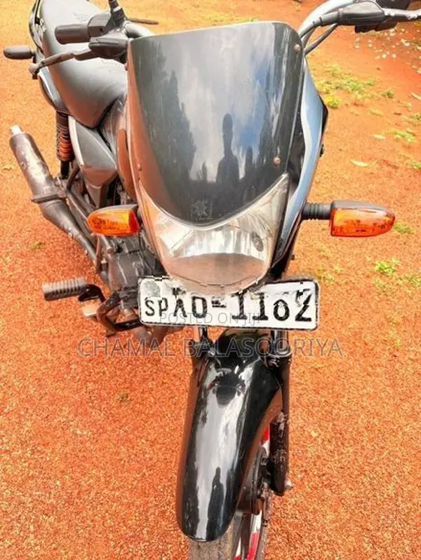 Bajaj Platina 100 2012