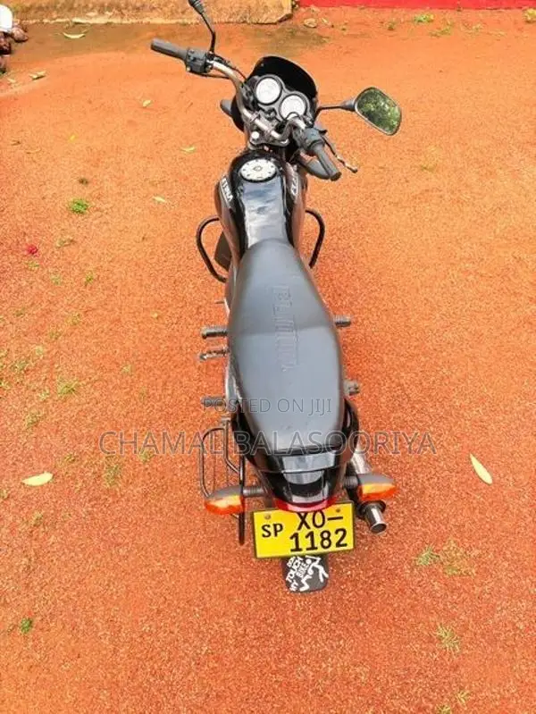 Bajaj Platina 100 2012