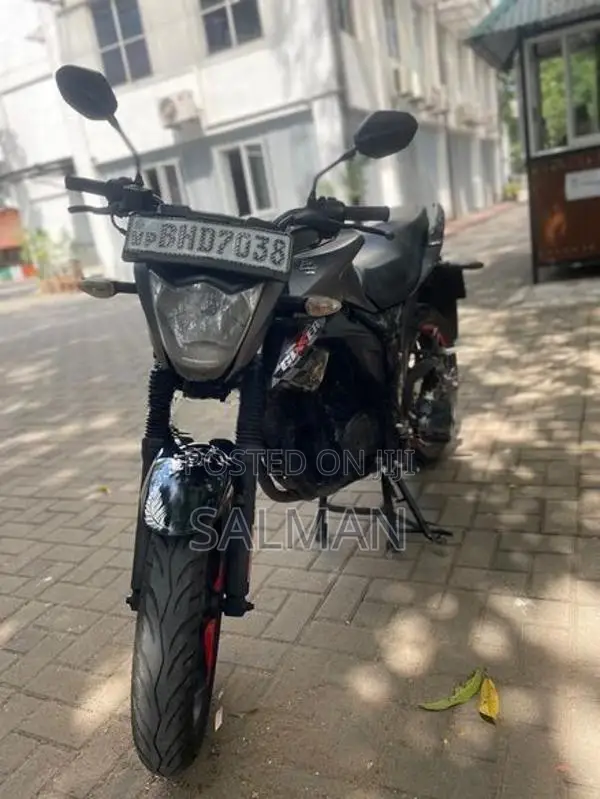 Suzuki Gixxer 2018