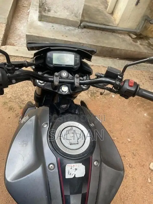 Suzuki Gixxer 2018
