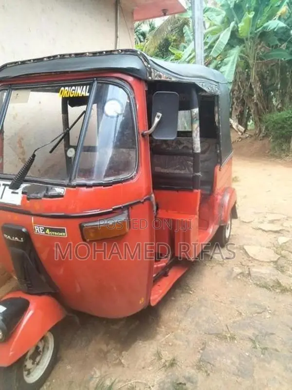 Bajaj RE 2009