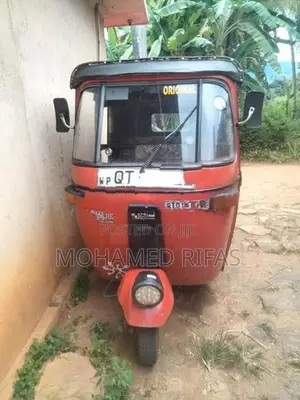 Bajaj RE 2009