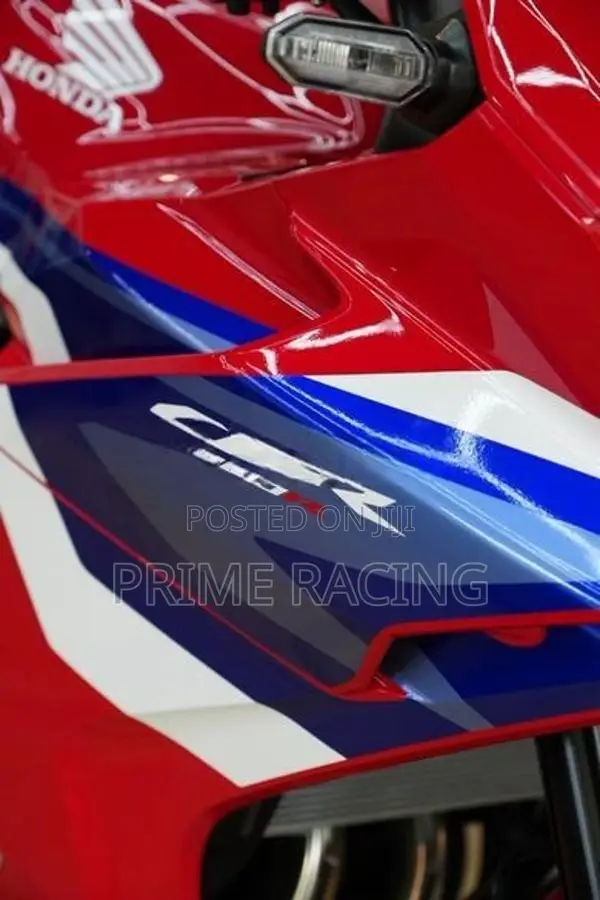 Honda CBR 400R 2026