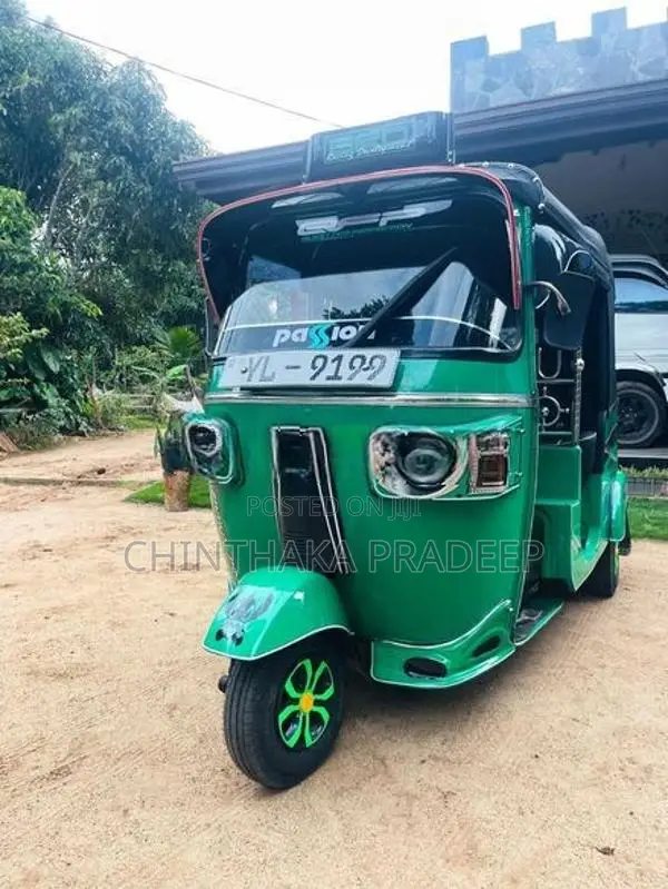 Bajaj Tree Wheel 2011