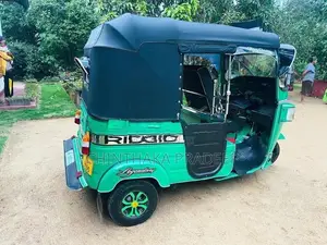 Bajaj Tree Wheel 2011