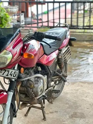 Bajaj Discover 125 2006