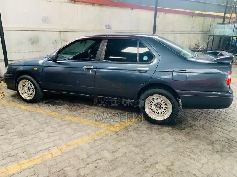 Nissan Bluebird 1997