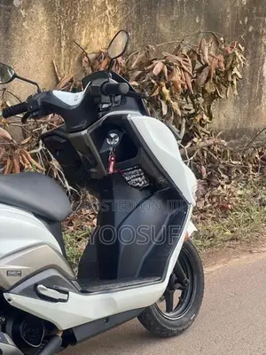 Suzuki Burgman 125 2020