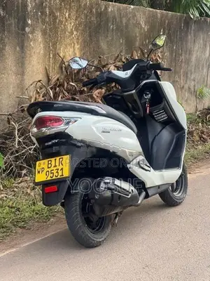 Suzuki Burgman 125 2020