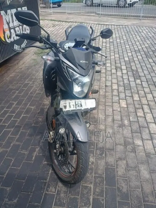 Honda CB Hornet 2019