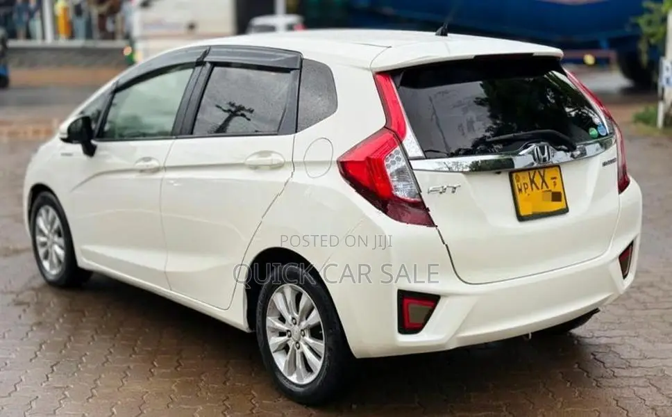 Honda Fit GP5 2013