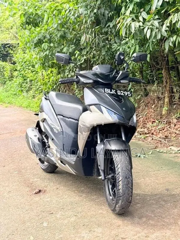 Hero XOOM 125R 2026