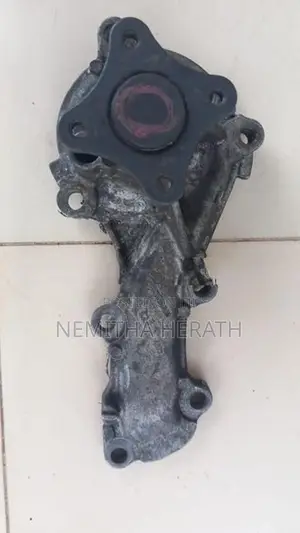Nissan Sunny N16 Water Pump