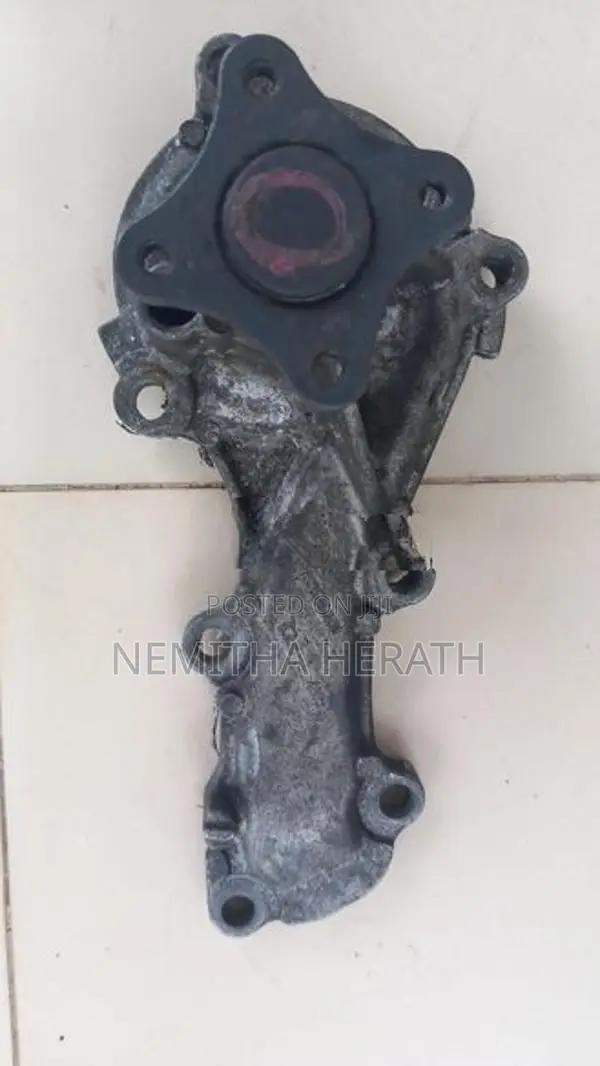 Nissan Sunny N16 Water Pump