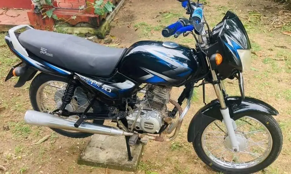 Bajaj CT100 2016