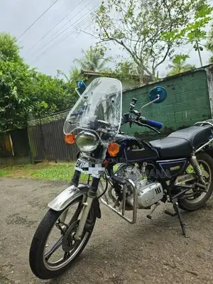 Suzuki GN 125 2026