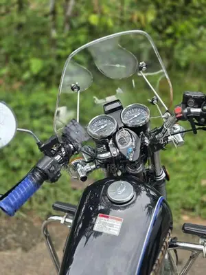 Suzuki GN 125 2026