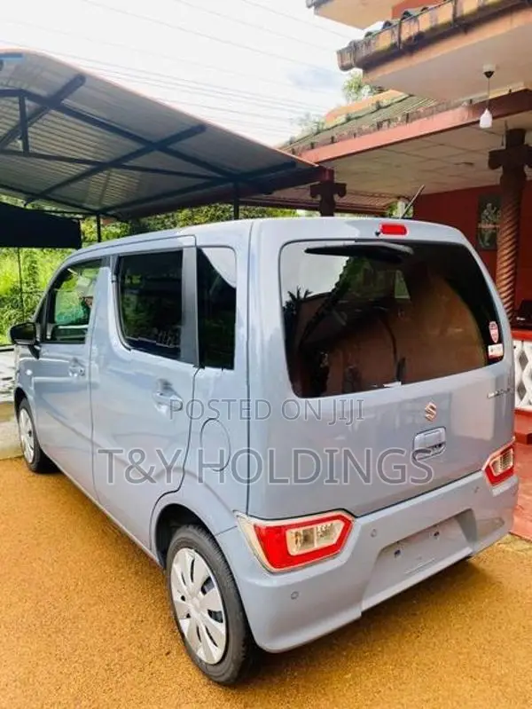 Suzuki Wagon R FX 2025