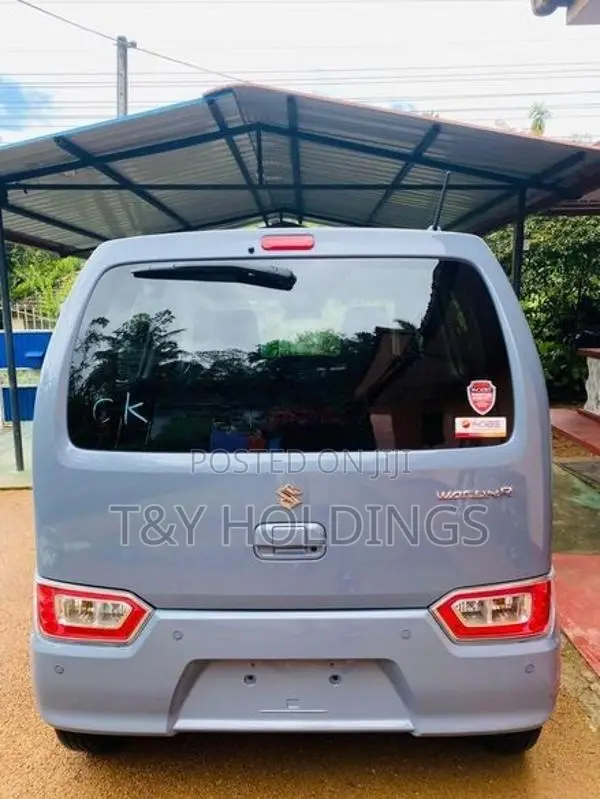 Suzuki Wagon R FX 2025