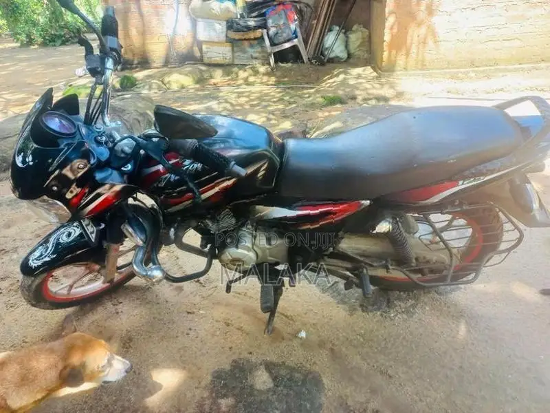 Bajaj Discover 125 2017
