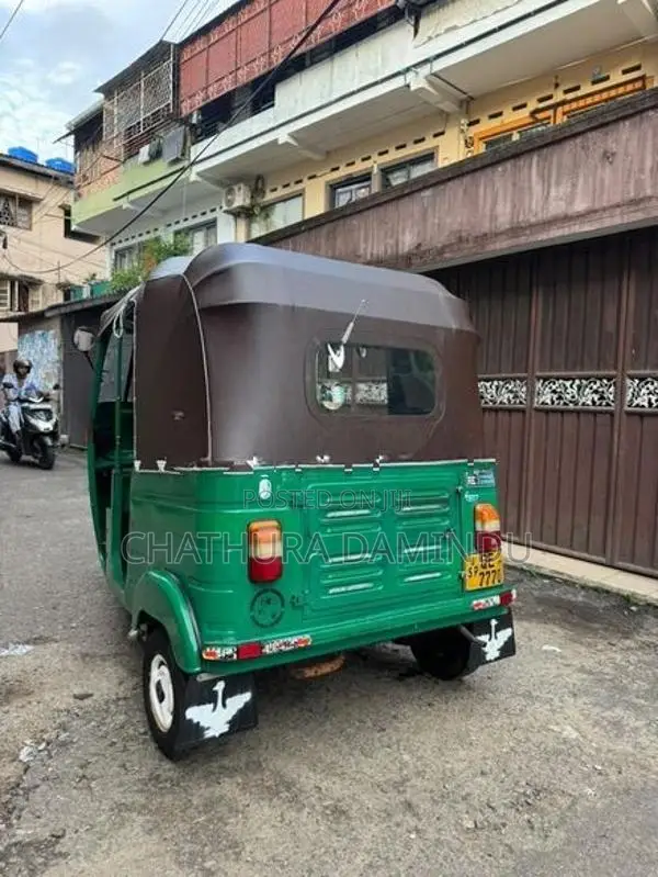 Bajaj RE 2stork 2006