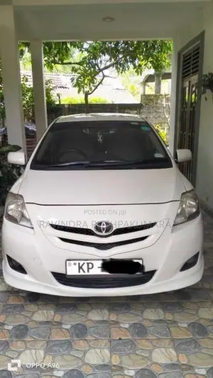 Toyota Belta 2008