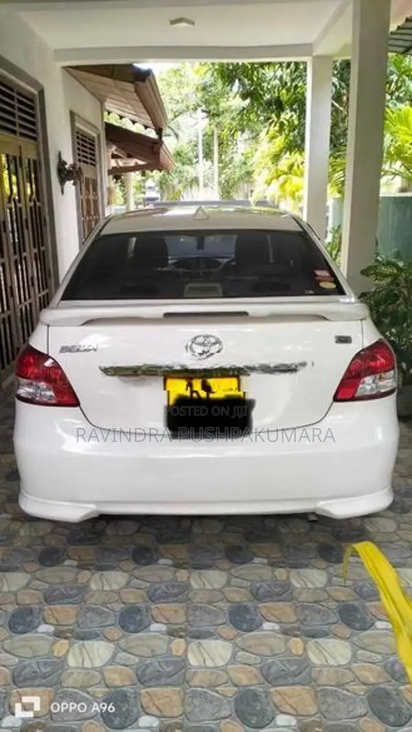 Toyota Belta 2008