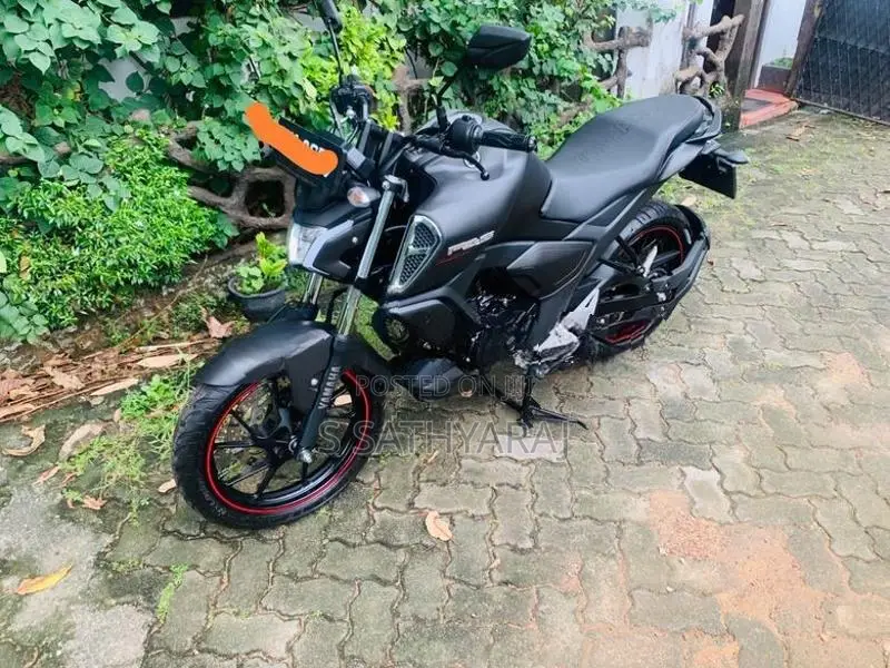 Yamaha FZ S 2025