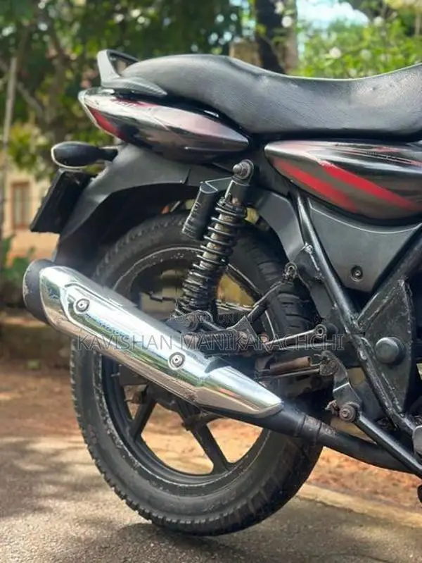 Bajaj Discover 2011