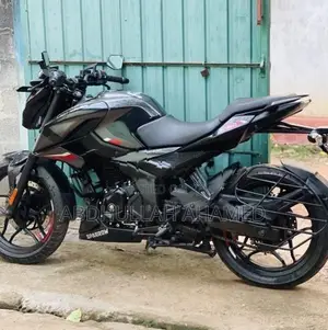 Bajaj Pulsar N160 2025