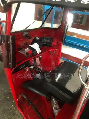 Bajaj RE 2009