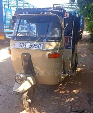 Bajaj RE 1995