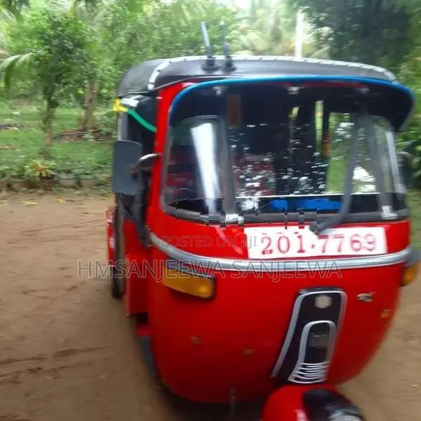 Bajaj RE 1996