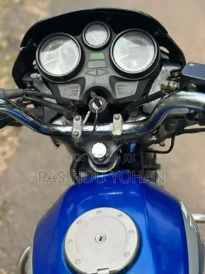 Bajaj Caliber 2003