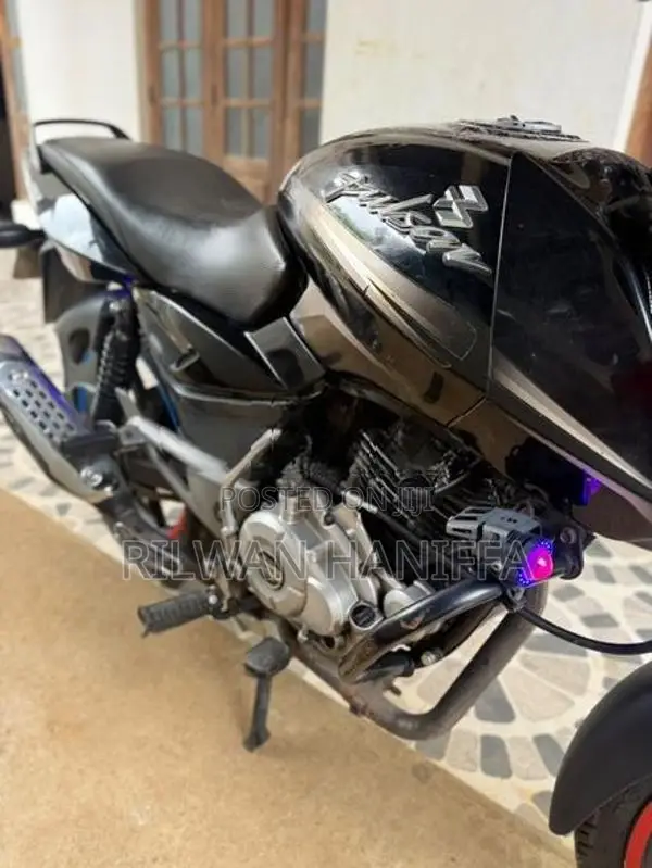 Bajaj Pulsar 150 2016