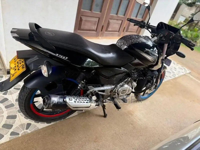 Bajaj Pulsar 150 2016