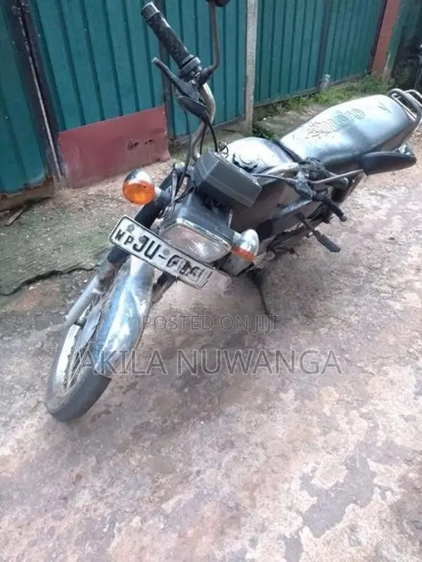 Hero CD 100 2001