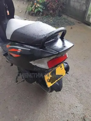 Honda Dio 2011