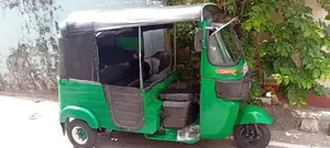 Bajaj RE Three Wheeler 2017