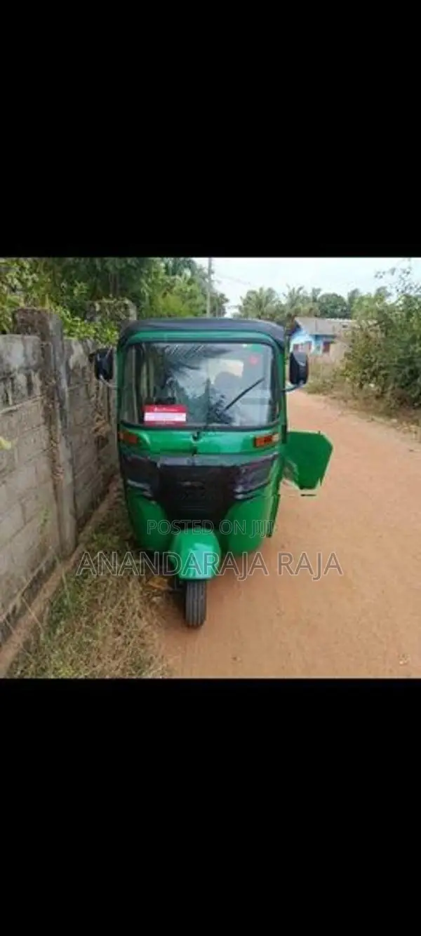 Bajaj RE 2026