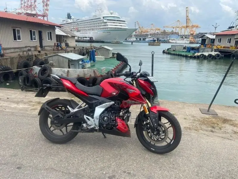 Bajaj Pulsar N160 Premium 2026